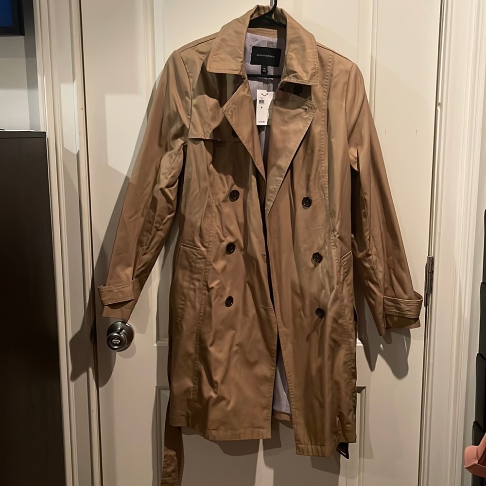 BRAND NEW BANANA REPUBLIC FACTORY TRENCH COAT